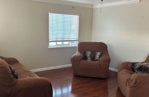 Longfellow Apartment | Enchanting 1-bedroom apartment in Emeryville