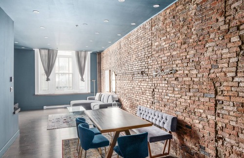 International District Condo | Enchanting 1bdr apt in Old MTL!