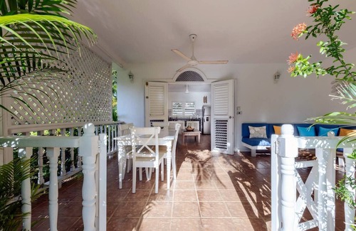 Las Terrenas Apartment | Enchanting 2-bedroom apartment with Pool and direct Beach access in Las Terrenas