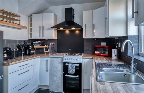 Manchester House | Enchanting 3-bedroom house in Manchester with cozy vibes