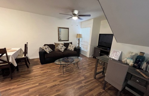Playas de Tijuana House | Enchanting 4-bedroom house with WiFi in Playas De Tijuana nn