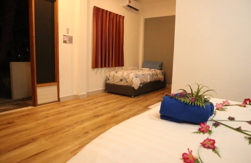Thulusdhoo Island Bed & Breakfast | Enchanting bed & breakfast with WiFi & AC in vibrant Thulusdhoo Coke Surf break