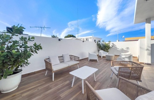 Santurce Villa | Enchanting Casita: Sofa Bed & Private Patio Paradise