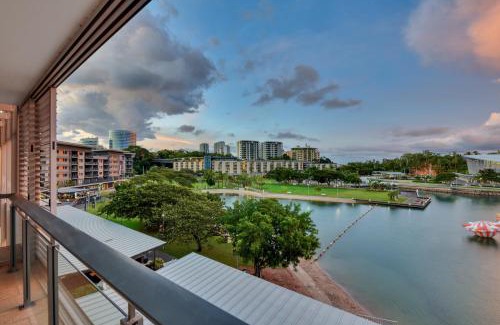 Darwin City Centre Apartment | Enchanting Waterfront Lagoon Views & Restaurants