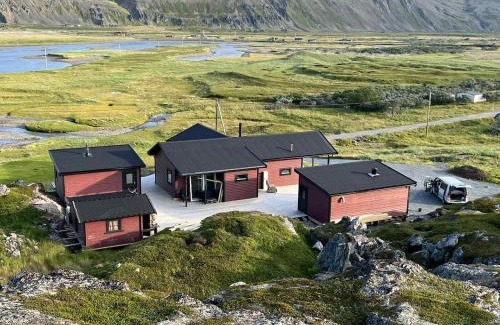 Batsfjord House | End of Europe Lodge
