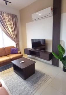 Hulu Kinta Apartment | End Unit, The Cove Residence, Tambun 8 pax