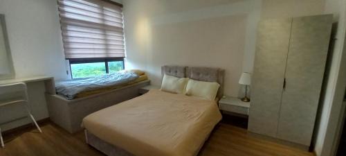 Hulu Kinta Apartment | End Unit, The Cove Residence, Tambun 8 pax