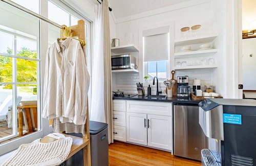 San Pedro Cottage | Endless Summer + Pool Club at Mahogany Bay -Unit C