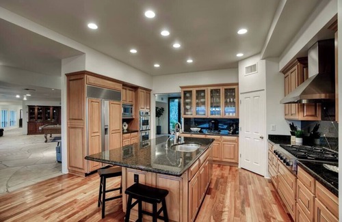 Turquoise Hills House | Endless Views Summary