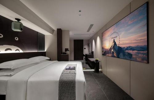 Yuzhong Hotel | ENJI S Shancheng Designer Hotel