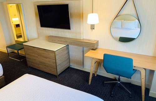 Downtown Columbus Resort | Enjoy a Hassle-Free and Suiting Stay! 2 Modern Units, Pet-Friendly!