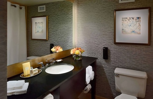 Uptown Hotel | Enjoy a Hassle-Free and Suiting Stay! w/Outdoor Pool, Pet-Friendly!