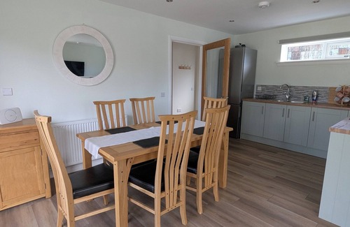 Broadford House | Enjoy a serene and relaxing holiday experience at Riverbank Cottage Isle of Skye