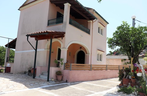 Dafnata House | Enjoy calmness and nature! Holiday house in the country | Aghios Mattaios, Corfu
