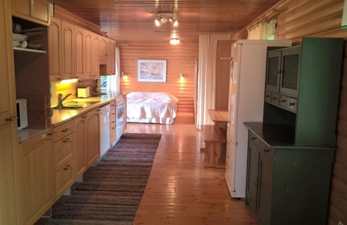 Rauma Cottage | Enjoy clean Nordic nature in this peaceful seaside cottage