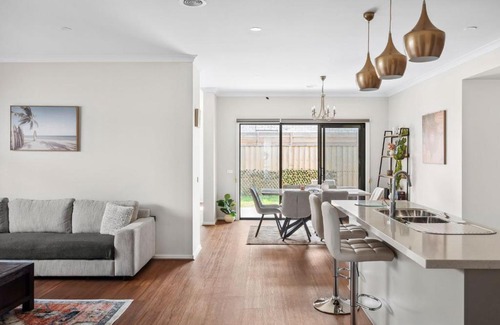 Ocean Grove House | Enjoy Coastal Bliss the Ideal Family Home