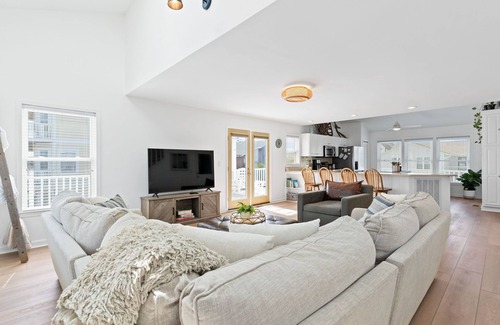 Holden Beach House | Enjoy comfort, convenience, and elegance during your stay at one of the most sought-after locations on Holden Beach!