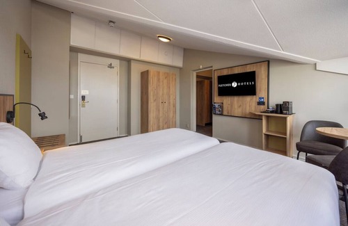 Schoorl Hotel | Enjoy Elegant Stay with Terrace, Indoor Pool & Walks in Schoorl Dunes