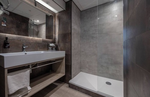 Schoorl Hotel | Enjoy Elegant Stay with Terrace, Indoor Pool & Walks in Schoorl Dunes