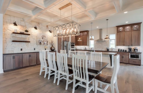 Lake Oconee House | Enjoy Fall At The Lake! Crisp Air, Cozy Fires, Changing Leaves, and FOOTBALL!