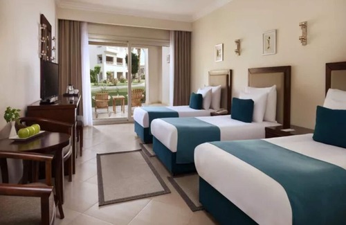 Soma Bay Hotel | Enjoy Private Beach, Kids Pool, Spa & Live Entertainment l 4 Relaxing Rooms