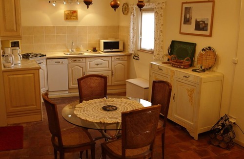 Marseillan Apartment | Enjoy the Mediterranean flair of the old town of Marseillan - South of France