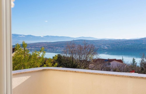Cizici Apartment | Enjoy the sea view | Modern apartment in the idyllic Cizici contact with the owner