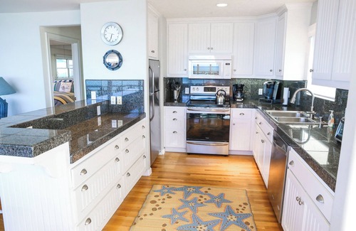 Park Hill House | Enjoy This Gorgeous, Oceanfront Rental With Beach Access & Endless Views!