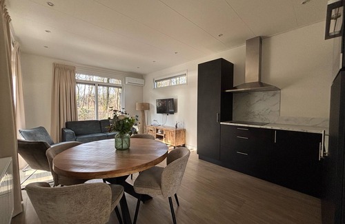 Wekerom House | Enjoy wonderful at the edge of the forest