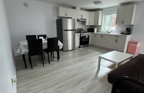 Surrey House | Enjoy your stay