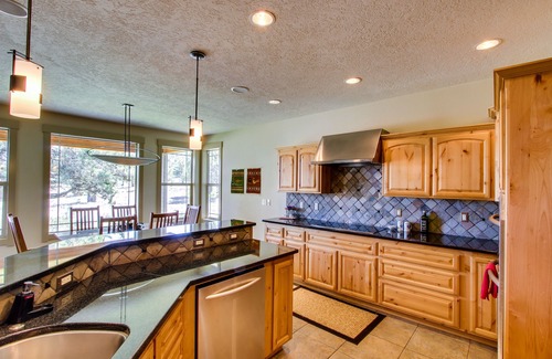 Redmond House | Enormous Eagle Crest home with private hot tub, shared pool, & resort amenities