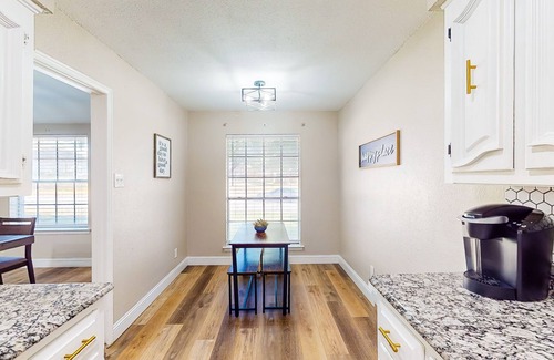DeSoto House | Entertainer's delight with vibrant game room and large yard - dog-friendly