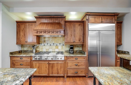North Scottsdale House | Entertainment Galore! Heated Pool, Relaxing Spa, Putting Green, Bocce Court, BBQ