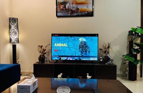 E-11 Sector Apartment | Entire 1 BR Apartment: Netflix, Youtube.