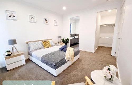 Clyde North House | Entire 4 bedroom Clyde North home., no sharing