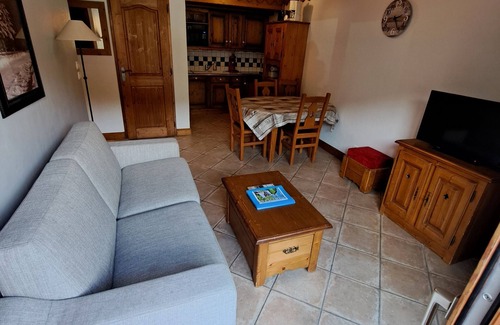 Les Carroz-d'Araches Apartment | Entire accommodation: apartment in residence with swimming pool