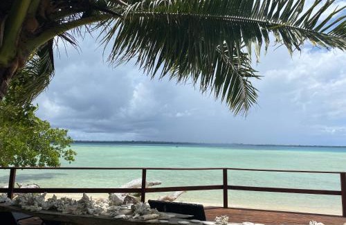 Saraotou House | Entire Beach Front Resort Home - Tides Reach Beach House
