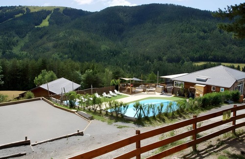 Seyne House | Entire Chalet Near Ski and Lake