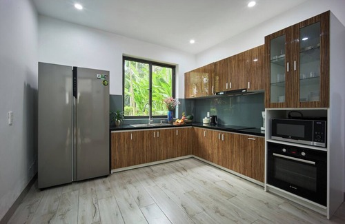 Cam Thanh Villa | Entire Chiều Hạ Villa 13BR: Breakfast, Pool, Garden Kitchen