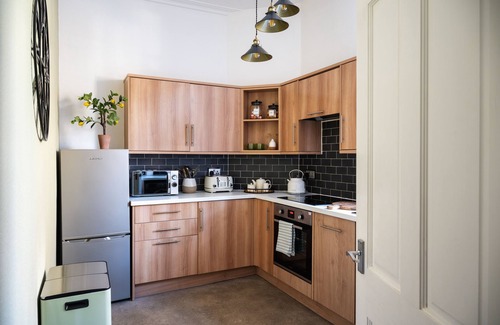 Birnam Apartment | Entire Cosy 2-Bed Entire Apartment in Birnam, Dunkeld
