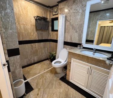 Plai Laem House | Entire Family house great location near Big Buddha