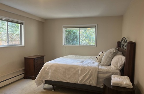 Dunbar House | Entire Guest Suite in Vancouver