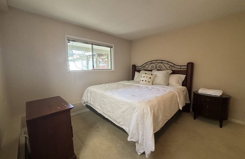 Dunbar House | Entire Guest Suite in Vancouver