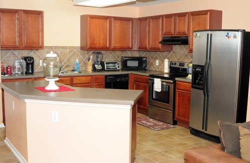 Pflugerville House | Entire home 10 beds. Friends and family home.