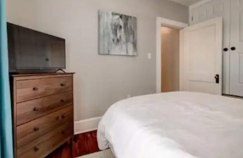 Owensboro House | Entire home Beautiful remodeled bluegrass bungalow