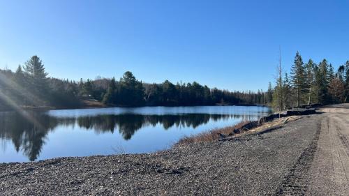 Dwight House | Entire Home in Lake of Bays -Huntsville Muskoka Algonquin