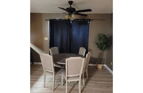 Albany House | Entire Home. Nice Place Too! Sleeps 12. King Bed