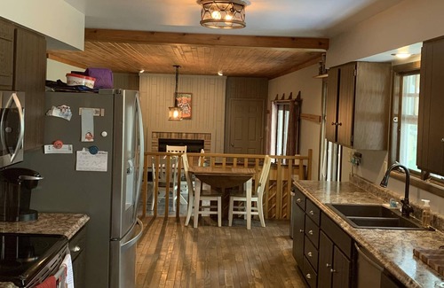 Oshkosh House | Entire Private Home Steps From EAA Grounds