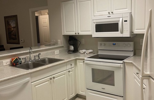 Galveston Resort | Entire Resort Condo 2bed/2Bath sleeps 8 w/infinity pool overlooking the beach