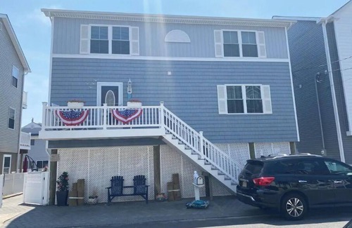Dover Beaches North House | Entire spacious waterfront home, large bulkhead, walk to the beach!